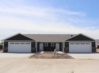 915 Village Ln, Detroit Lakes, MN 56501