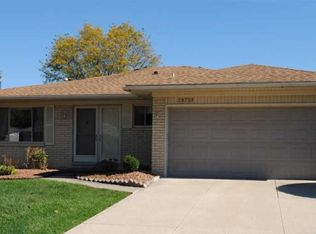 39758 Academy Dr, Sterling Heights, MI 48310
