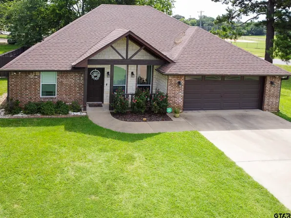 605 Penny Ln, Lindale, TX 75771