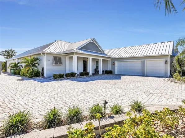 28976 Smugglers Ln, Punta Gorda, FL 33982