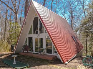 953 Santa Rosa Ln, Lusby, MD 20657