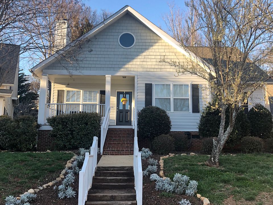 1st image of 15 Claret Dr