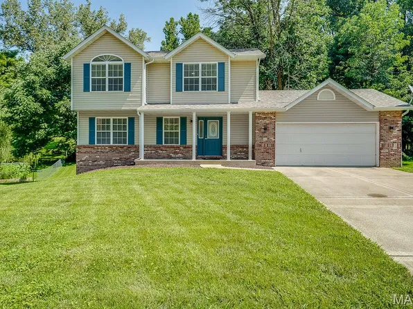 42 Alta St, Glen Carbon, IL 62034