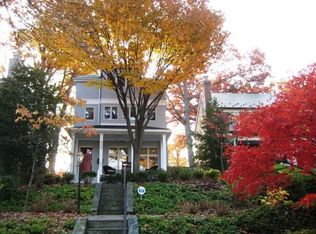 6227 30th St NW, Washington, DC 20015