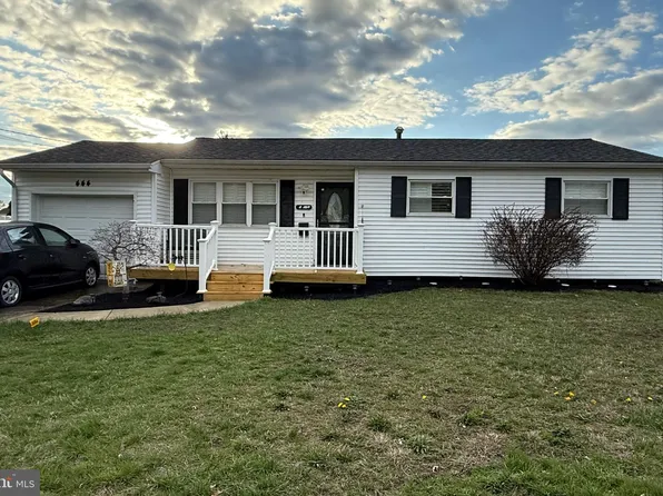 444 Pennington Dr, Westampton, NJ 08060