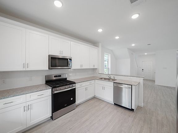 2nd image of 24611 Applewood Crest Ln