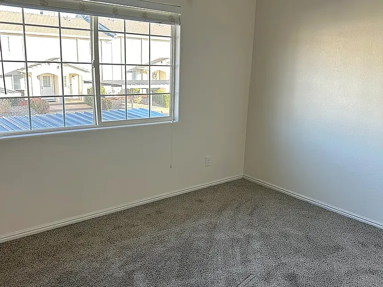 1108 N 1300 W — Photo 9