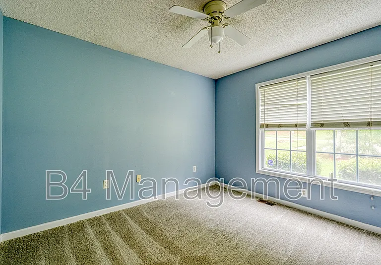 208 Cotton Creek Dr — Photo 26