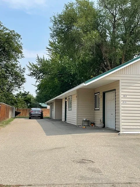 2 bed, 1016 sqft, $1,500 — Photo 2