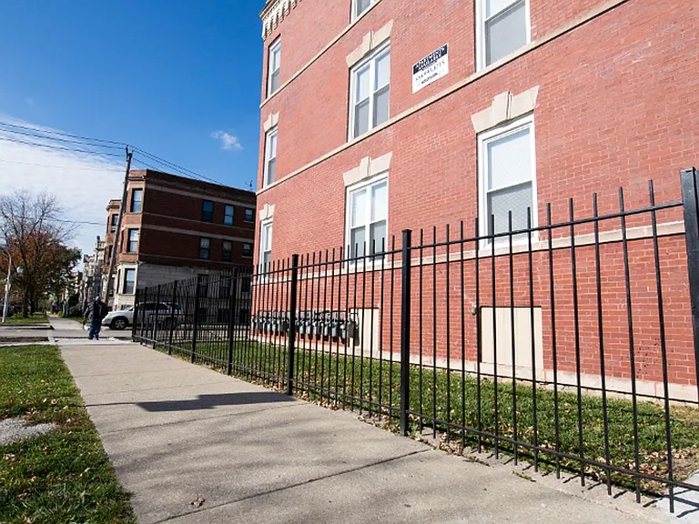 3454 W Lexington — Photo 9