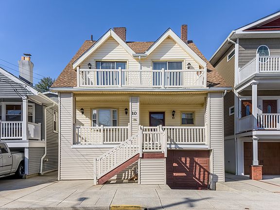 4th image of 10 N Victoria Ave #A