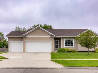 302 Northpark Blvd, Huxley, IA 50124