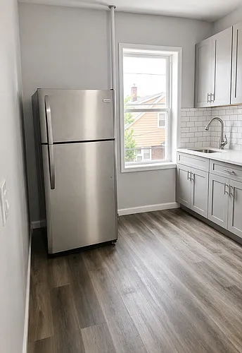 437 Kennedy Blvd #24 Photo 1
