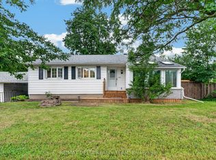 2801 Baseline Rd #2, Ottawa, ON K2H7B6