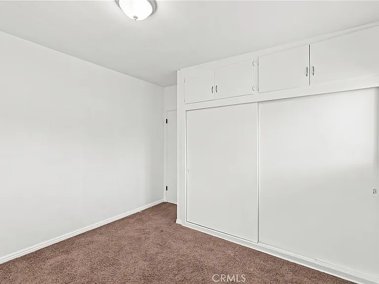 219 W Riggin St #C — Photo 24