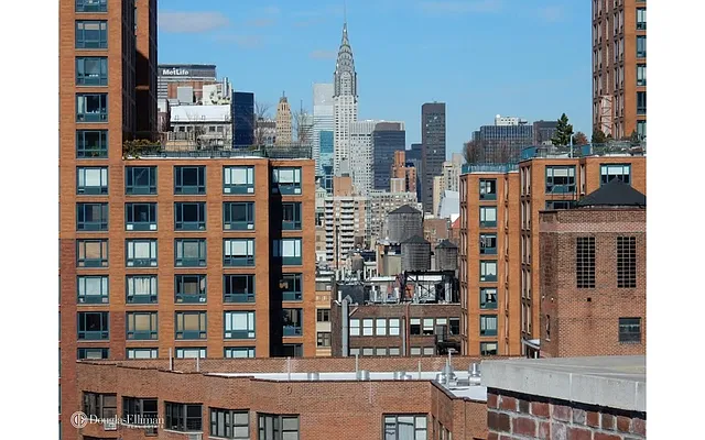 Rented by Douglas Elliman | media 9