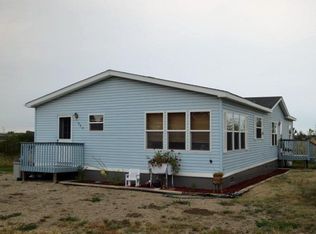 305 2nd St SW, Granville, ND 58741