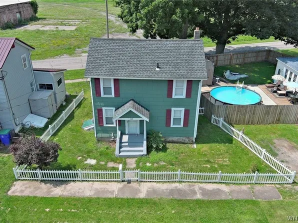169 Glenwood Ave, Medina, NY 14103