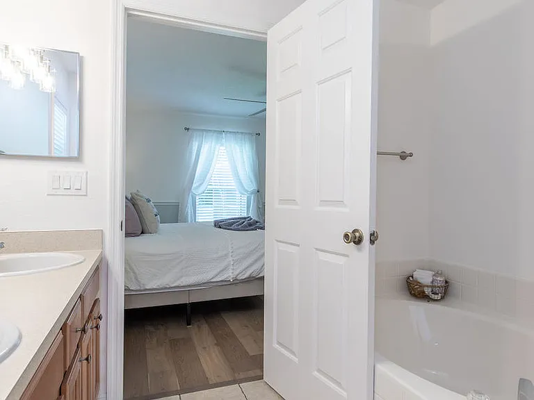 3673 2nd Pl SW — Photo 26