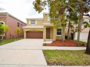 5222 SW 155th Ave, Hollywood, FL 33027