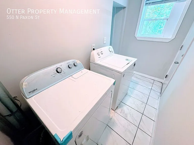550 N Paxon St — Photo 28