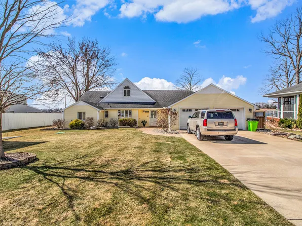 5486 Sandbeach Rd, Grass Lake, MI 49240