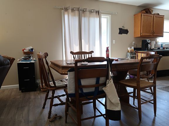 5th image of 7617 Windy Hill Way
