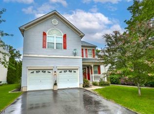 757 Jackson Rd, Stewartsville, NJ 08886