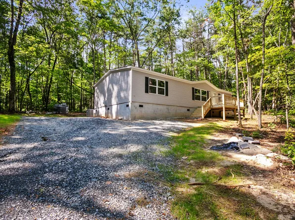 8827 Big Creek Rd, Ellijay, GA 30536