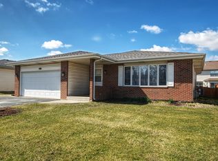 2103 Olde Mill Rd, Plainfield, IL 60586