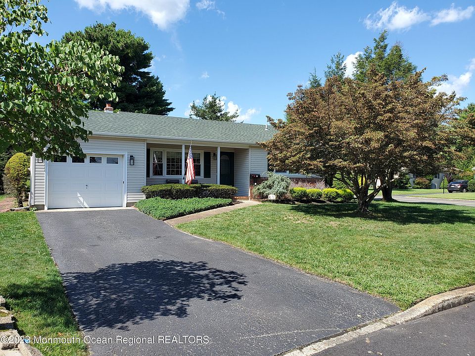 16 Waldwick Court, Toms River, NJ 08757 MLS 22332411 Zillow