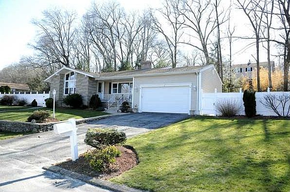 1st image of 20 Linwood Dr