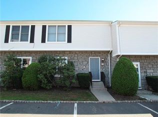 4704 Hana Rd, Edison, NJ 08817