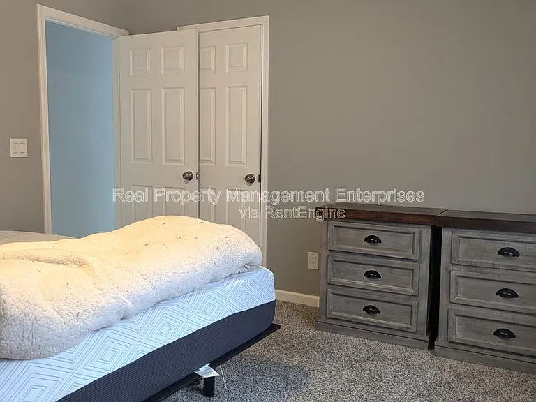 600 N Poplar Ln — Photo 16