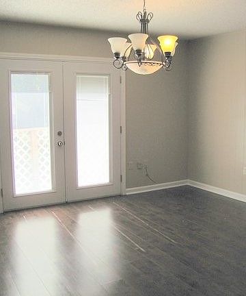 5th image of 8644 Wayne Street