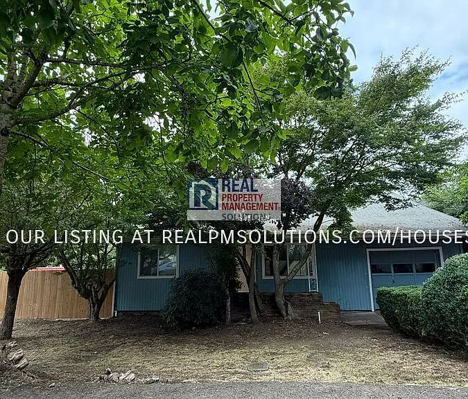8927 SE Rhone St — Photo 13