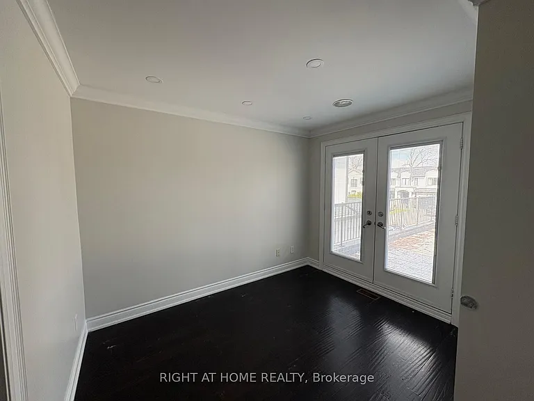 338 Ashbury Rd — Photo 29