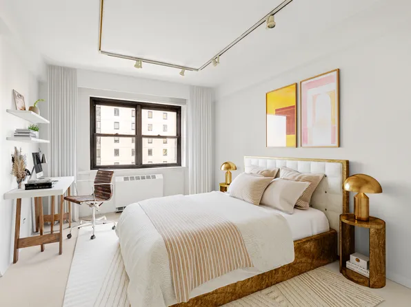 165 East 72nd Street image 9 of 11