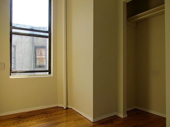 2nd image of 165 W 4th St APT 33