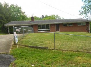 1225 Sedgefield Rd, Kingsport, TN 37660