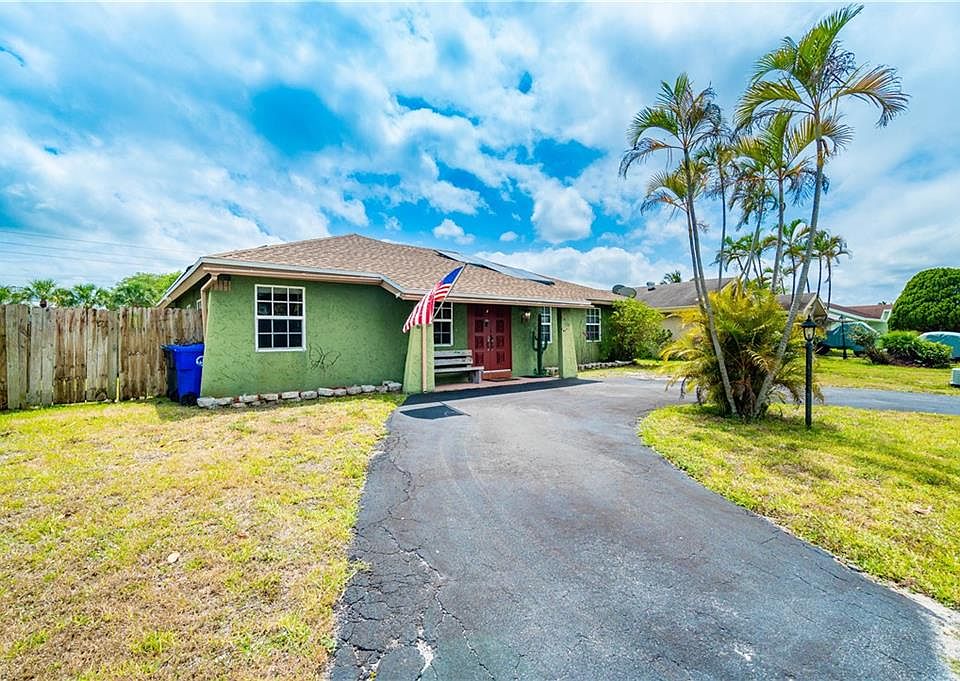1st image of 7404 SW 14th Pl