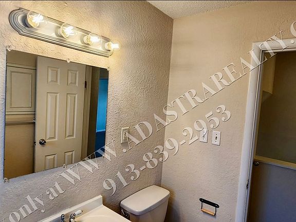 5th image of 11415 Ditman Ave