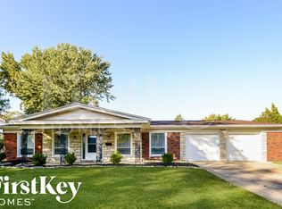 3625 Brookstone Dr, Florissant, MO 63033