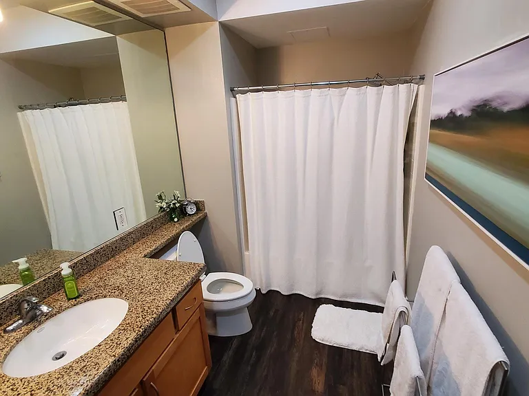 450 J St #7151 — Photo 27