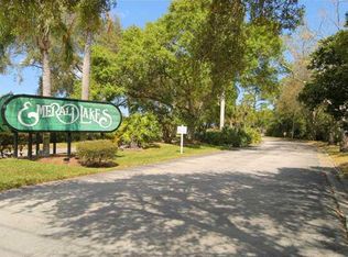 5887 SE Windsong Ln, Stuart, FL 34997