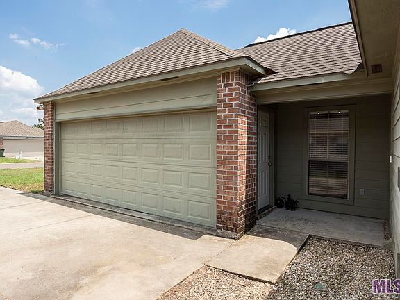 5th image of 41015 Villa Ct N