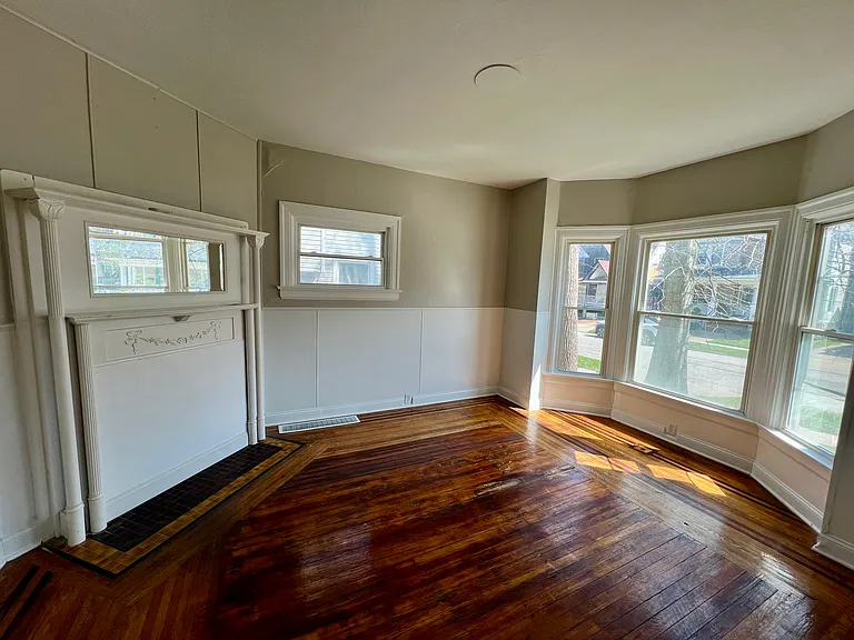 44102 Unity Ave #1 — Photo 4