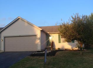 3166 Berkley Pointe Dr, Columbus, OH 43230
