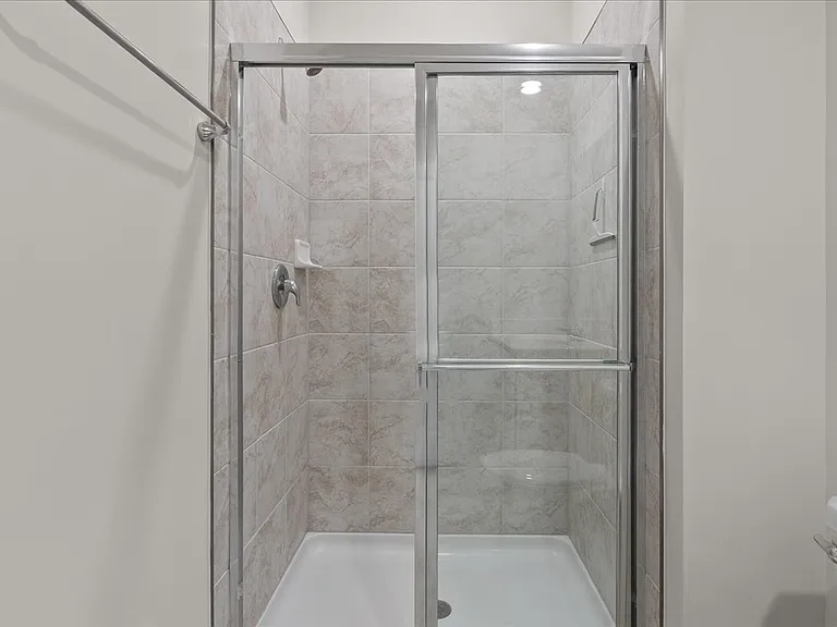 128 Thornton Way — Photo 48