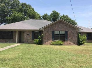 1009 E 10th Ave, Pine Bluff, AR 71601